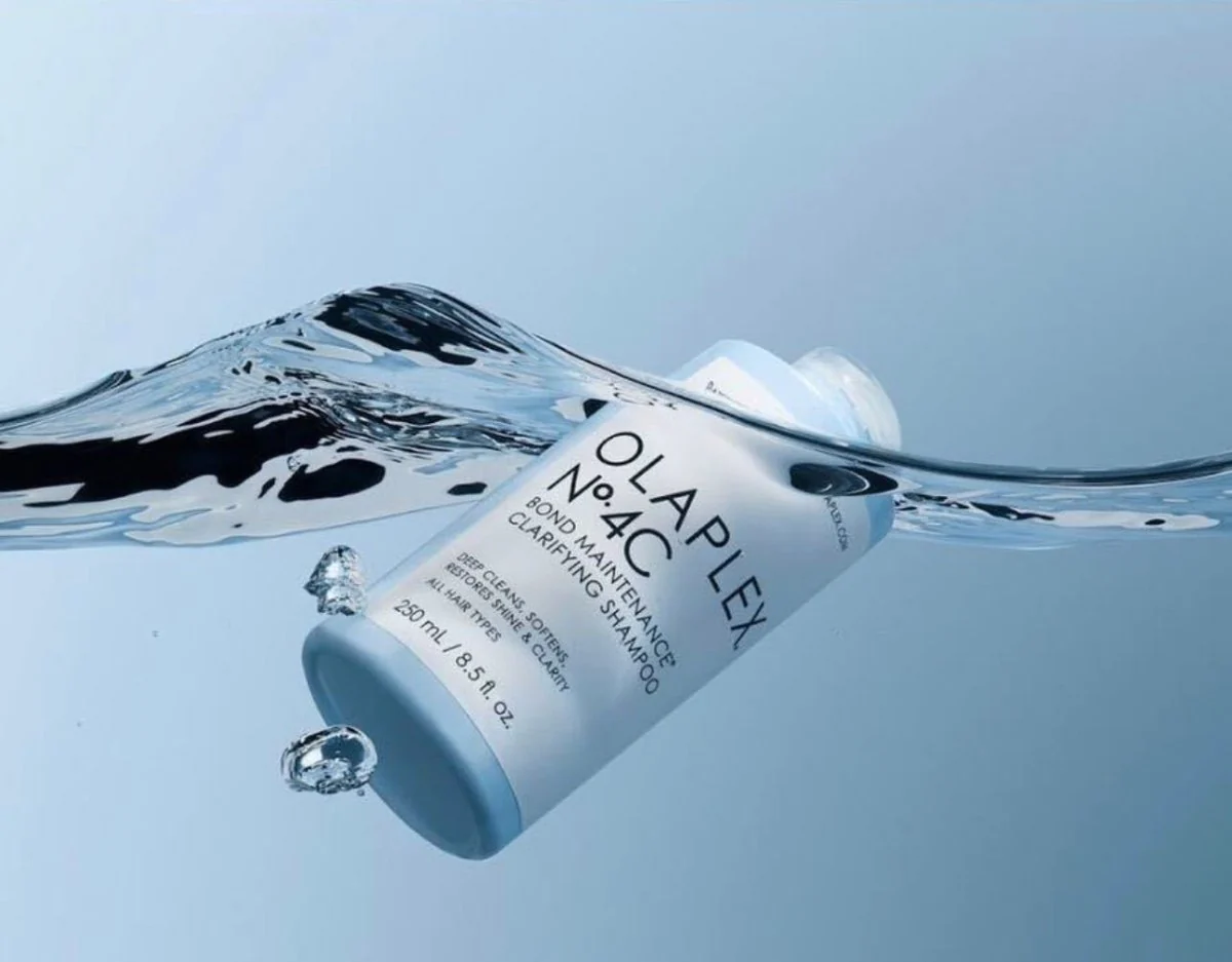 Olaplex No 4C Bond Maintenance Clarifying Shampoo 250ml - Image 3